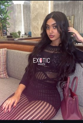 FIVE (GIRL FROM ETHIOPIA) (video chat)