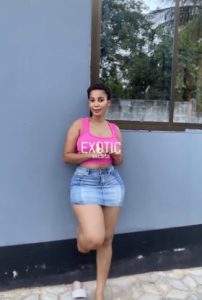 Lira Escorts