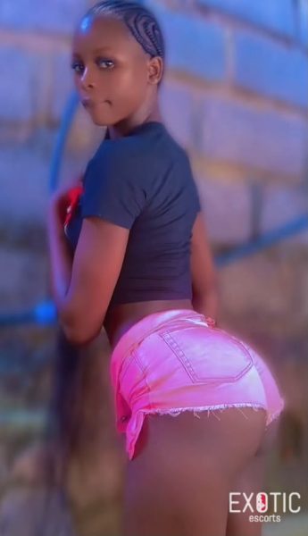 tINA, escort in Naalya, Uganda