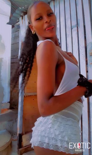 tINA, escort in Naalya, Uganda (photo 5)