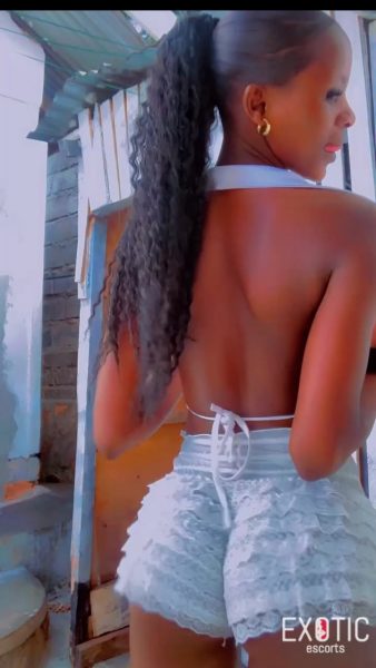 tINA, escort in Naalya, Uganda (photo 3)