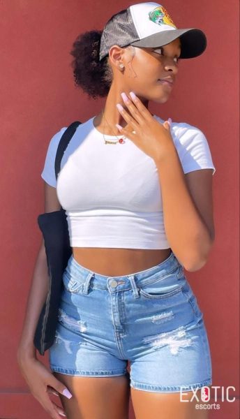 Liana, escort in Bukoto, Uganda (photo 2)